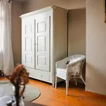 Cozy In Near Pillnitzer Schloss Feriehus *