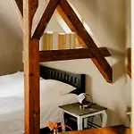 Cozy In Near Pillnitzer Schloss Feriehus
